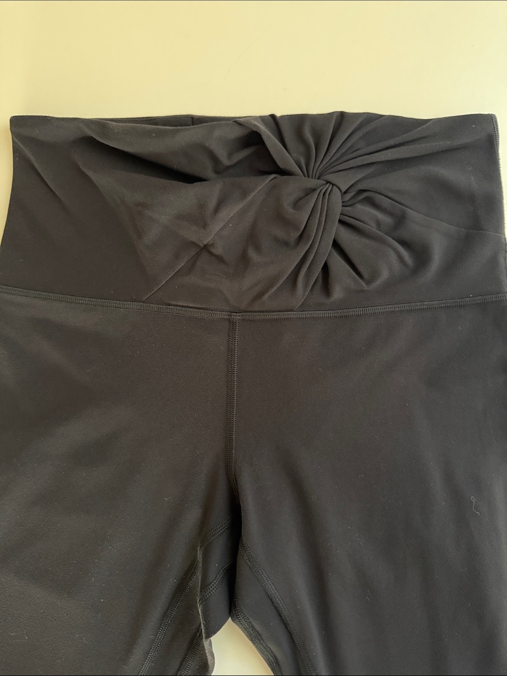 lululemon Align Black High-Rise Crop 23” Twist Waist/Ruched Ankle Sz 6
